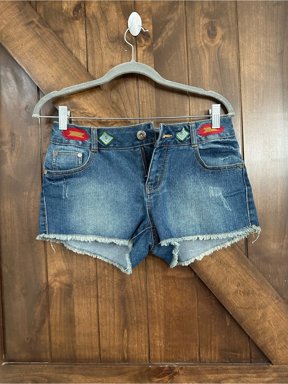 Ci Sono Blue Denim Embroidered Waist Cutoff Shorts